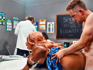 The Uncanny Perv - Lady Lube Slinger