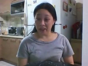 Thai webcam slut teases